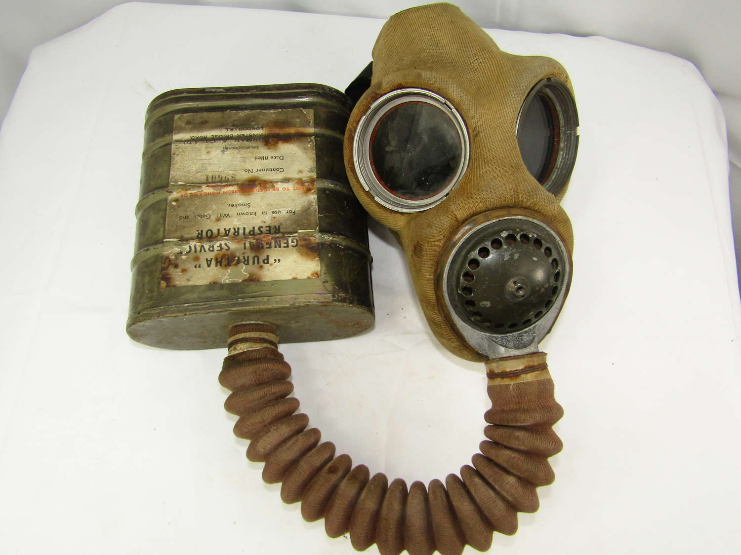 WW2 British 1939 Gas Mask