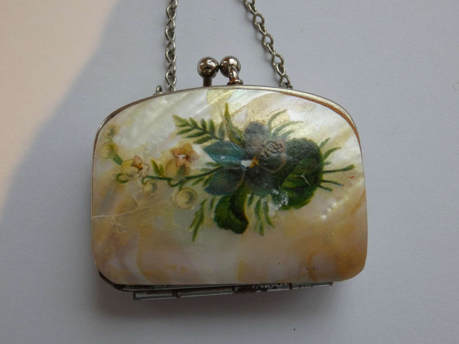 Antique Mother - Of - Pearl Sided Coin Purse