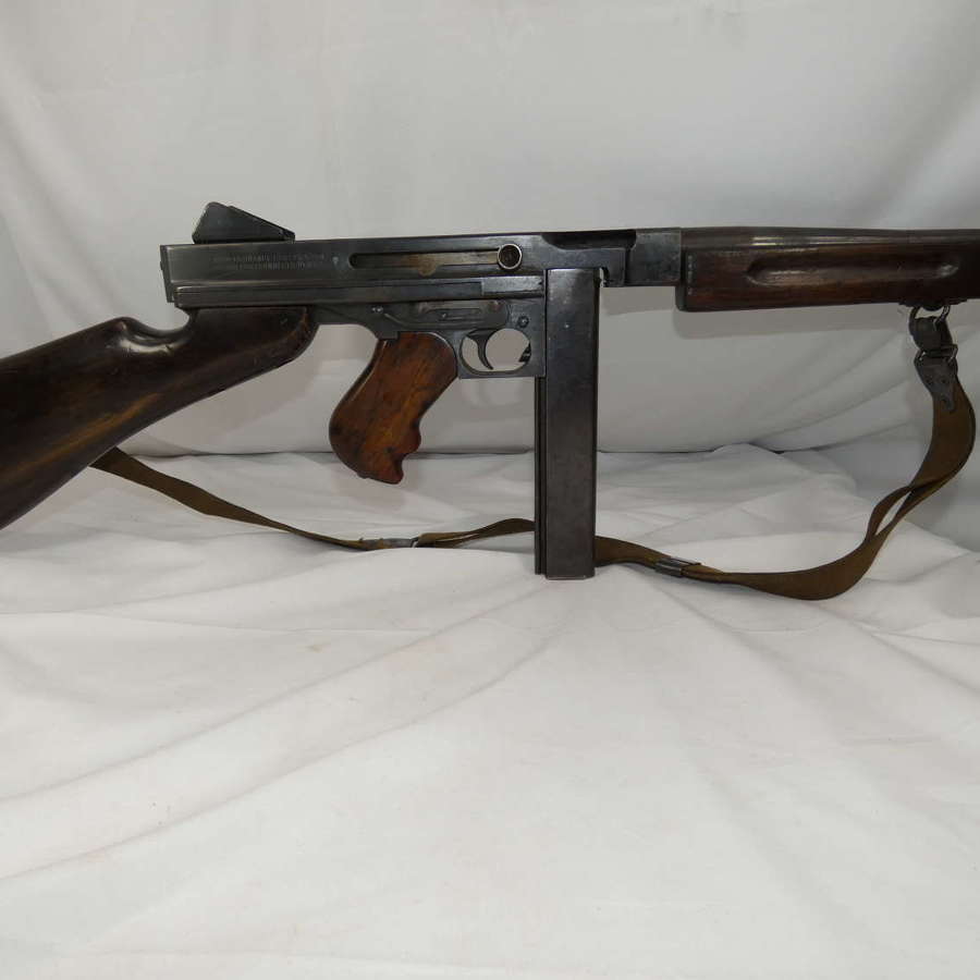 WW2 U.S. Deactivated M1A1 Thompson Submachine Gun