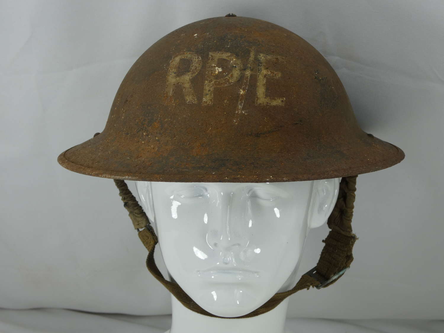 WW2 British Civil Defence Steel Helmet RP/E