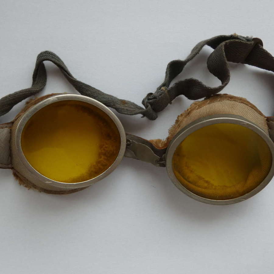 WW1 British R.F.C  -  R.N.A.S Flying Goggles