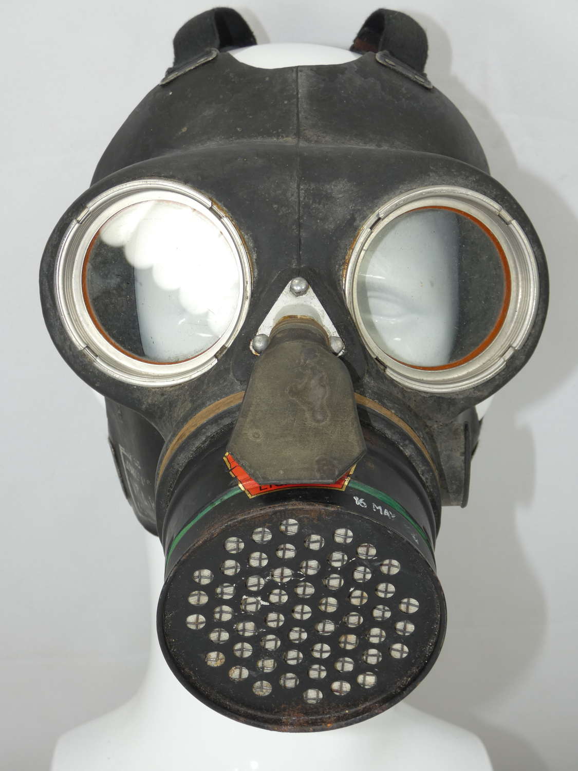 WW2 British Civil Defence Arp / C.D. Gas Mask