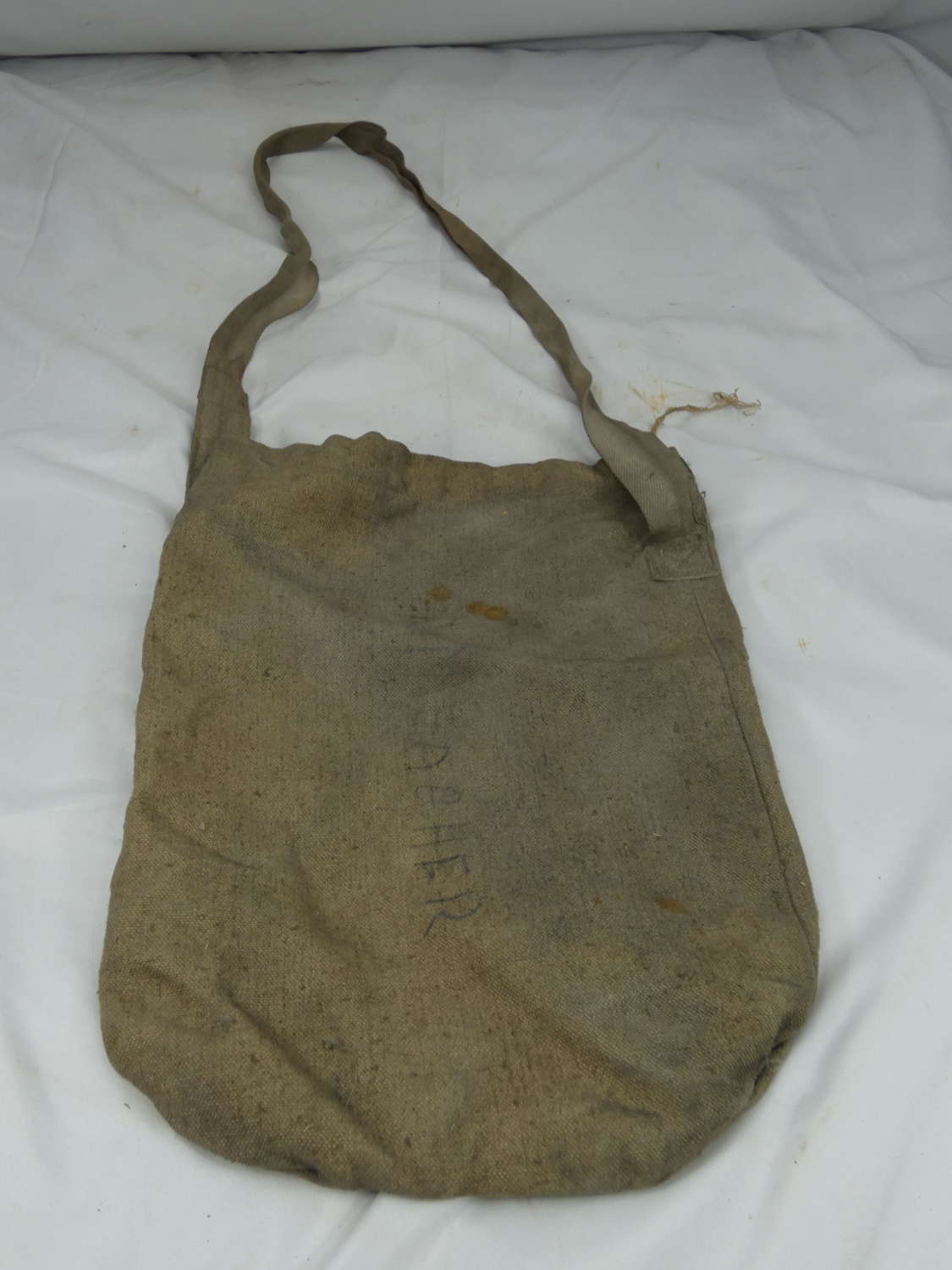 WW2 British Civilian Gas Mask Carry Bag Dated 1937