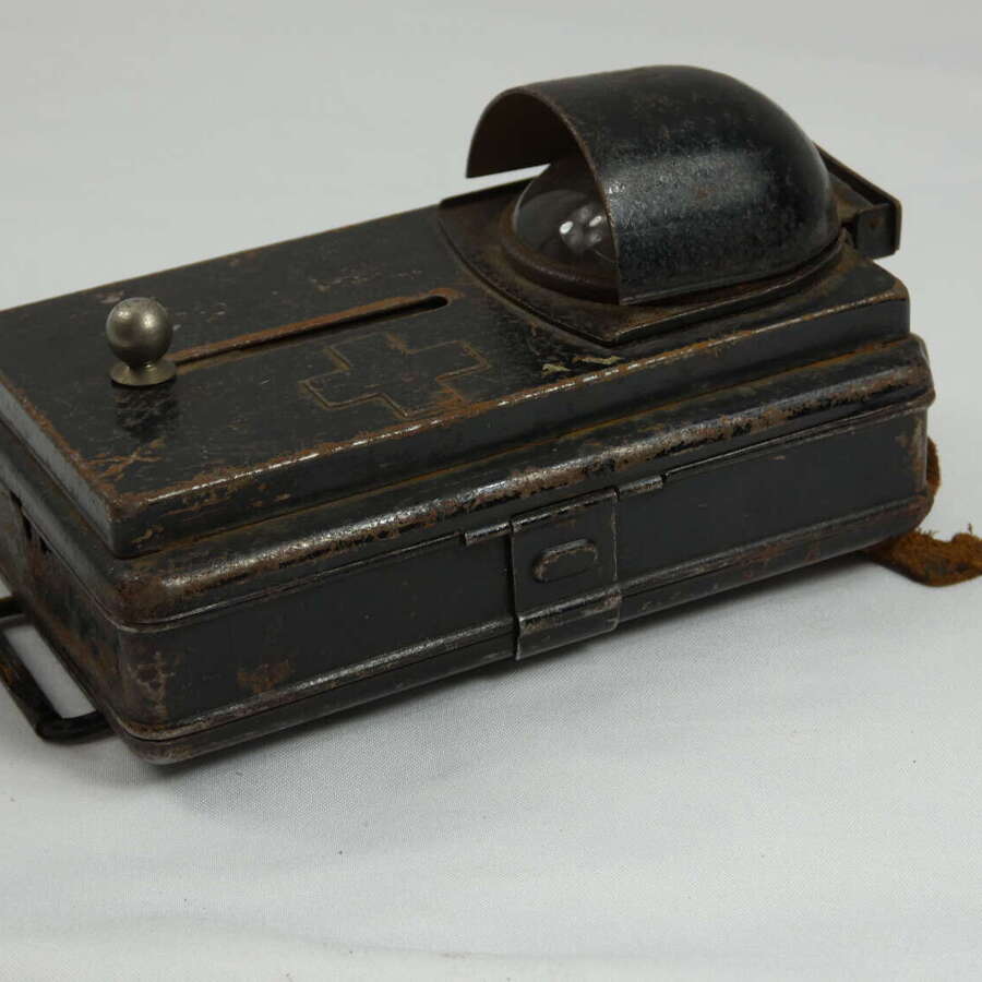 WW2 German Daimon Ambulance Flash Light