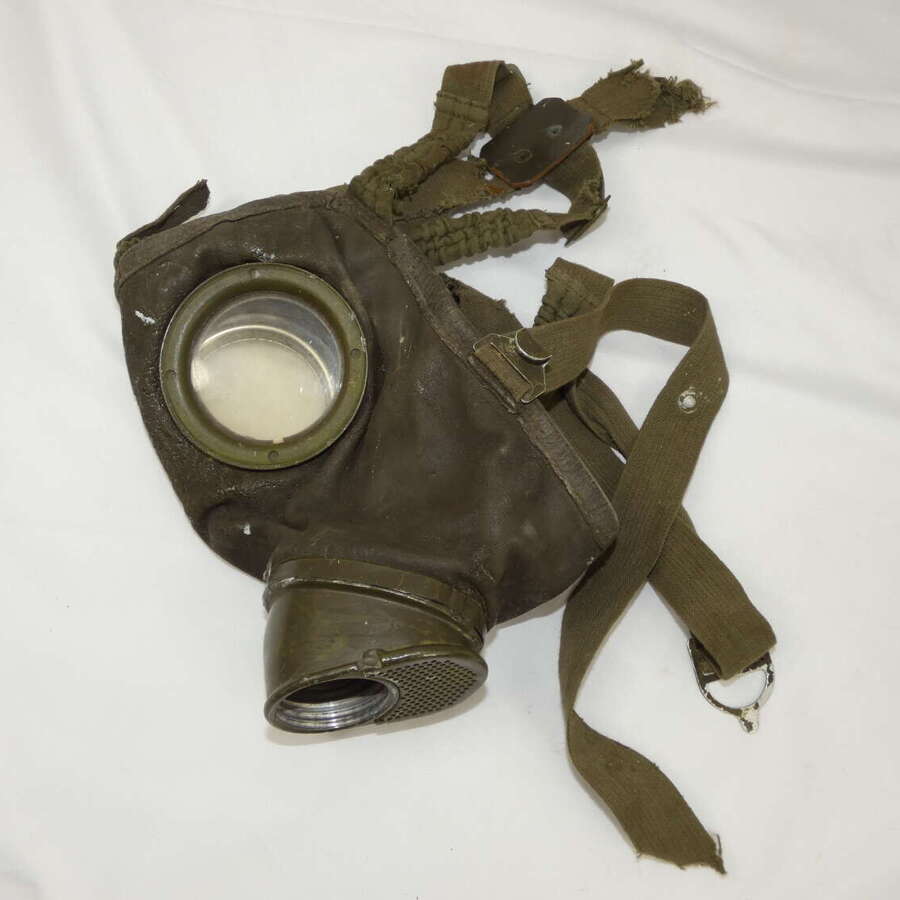 German Post War Gas Mask , No Filter