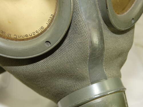WW2 German Gas Mask And Canister