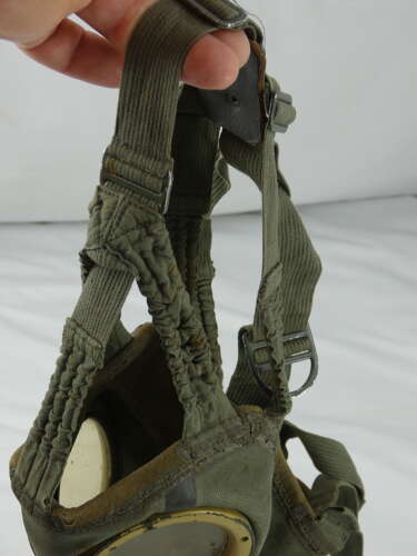 WW2 German Afrika Korps Gas Mask And Canister