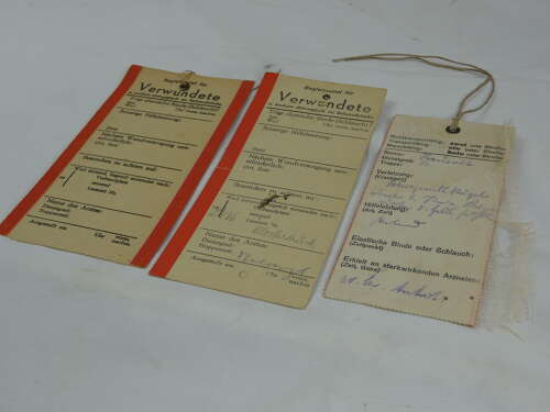 Original WW2 German Wounded Casualty Tags - Documents Heer, Kriegsmarine, Luftwaffe