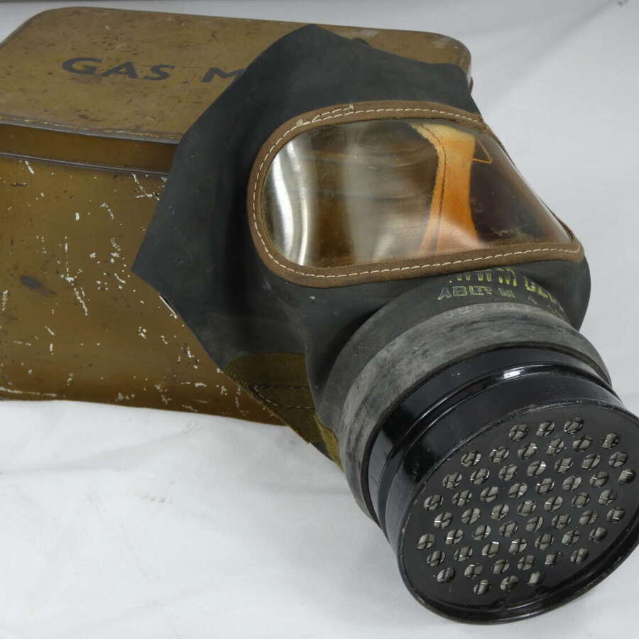 WW2 British Gas Mask And Tin