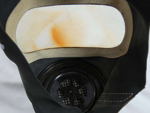 WW2 British Gas Mask And Tin