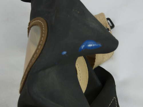 WW2 British Gas Mask And Tin