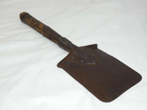 WW2 German Entrenching Tool