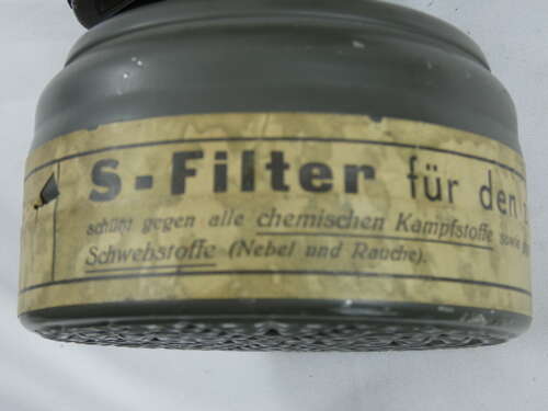 WW2 German Gas Mask And Canister - Mint Condition