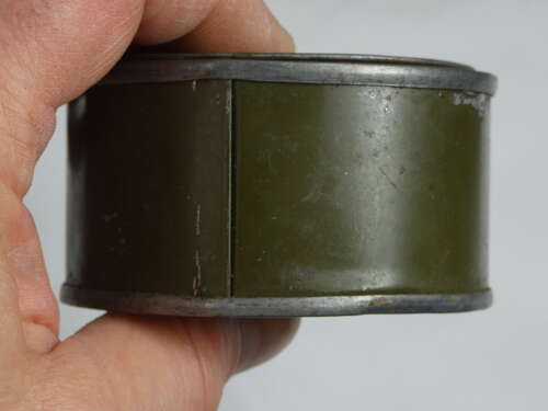 WW2 U.S. Tin Of Dubbing
