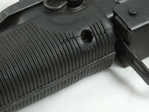 Uzi 9mm Submachine Gun ( Deactivated )