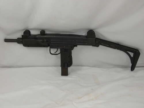 Uzi 9mm Submachine Gun ( Deactivated )