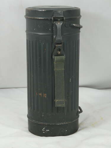 WW2 German Gas Mask Canister In Excellent Condition