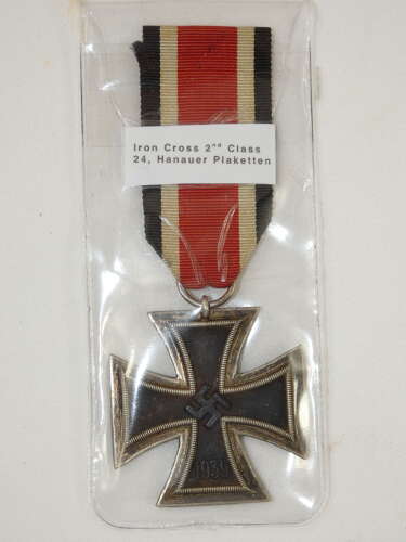 WW2 German Iron Cross 2nd Class ( Hanauer )