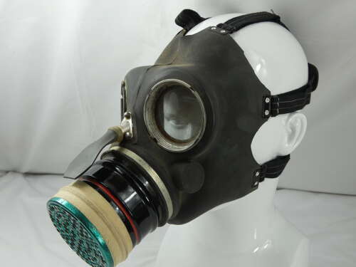 WW2 British Civilian Gas Mask With Canvas Carry Bag