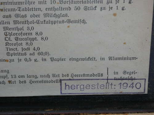 WW2 German Luftwaffe Medic Chest With Items