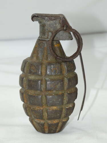 Early WW2 U.S. Hand Grenade